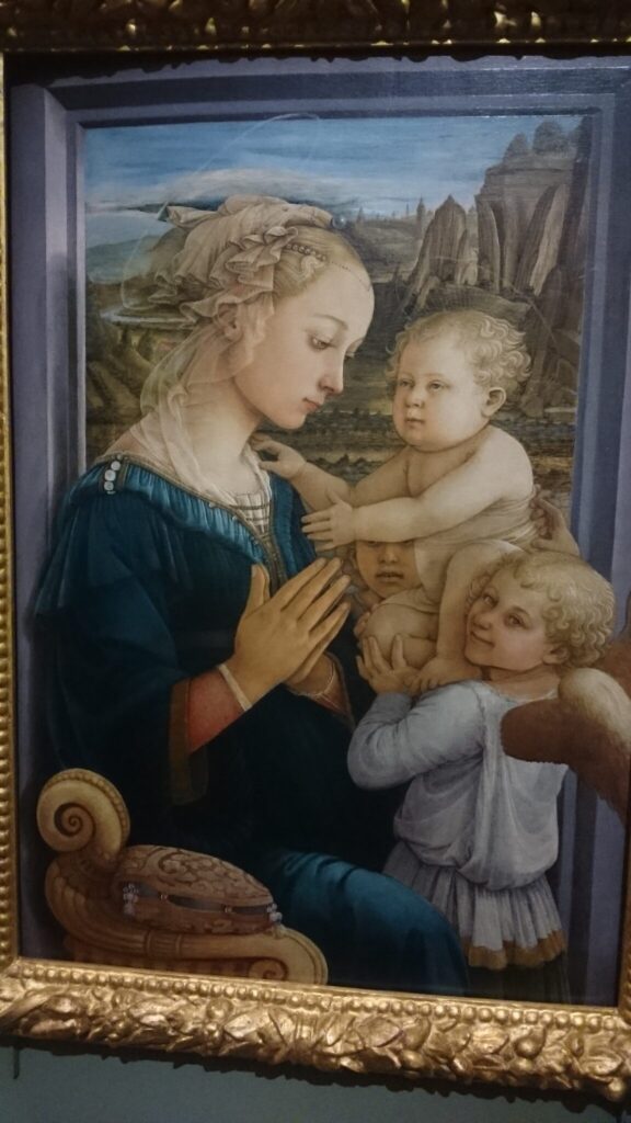 フィリッポ・リッピ『聖母子と二天使』(1460-1465) ：Room 8